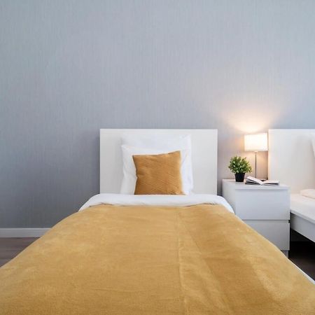 Large Apartment At Perfect Central Location Budapest Esterno foto